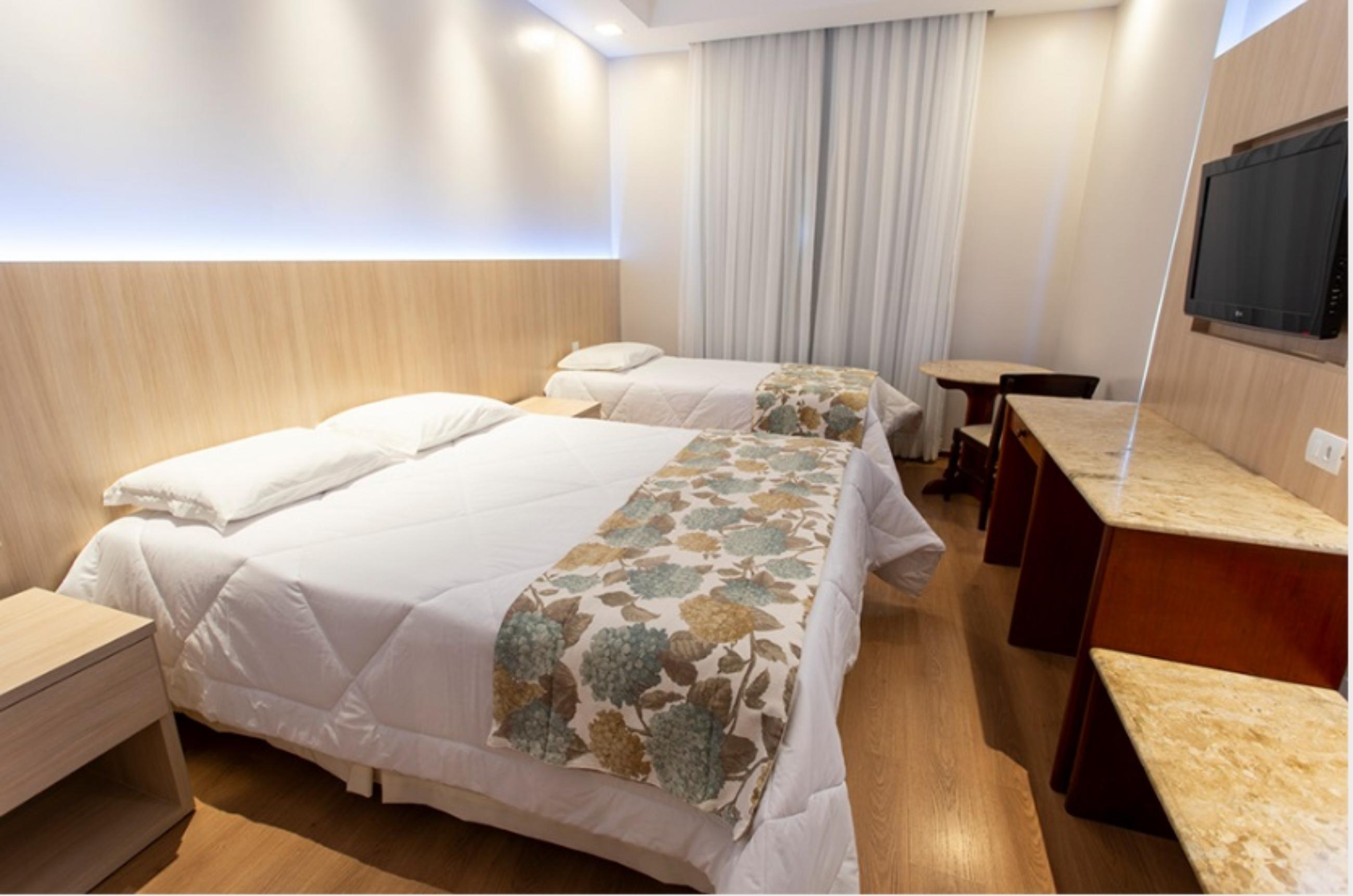 Hotel Carlton Plaza Poços de Caldas Εξωτερικό φωτογραφία
