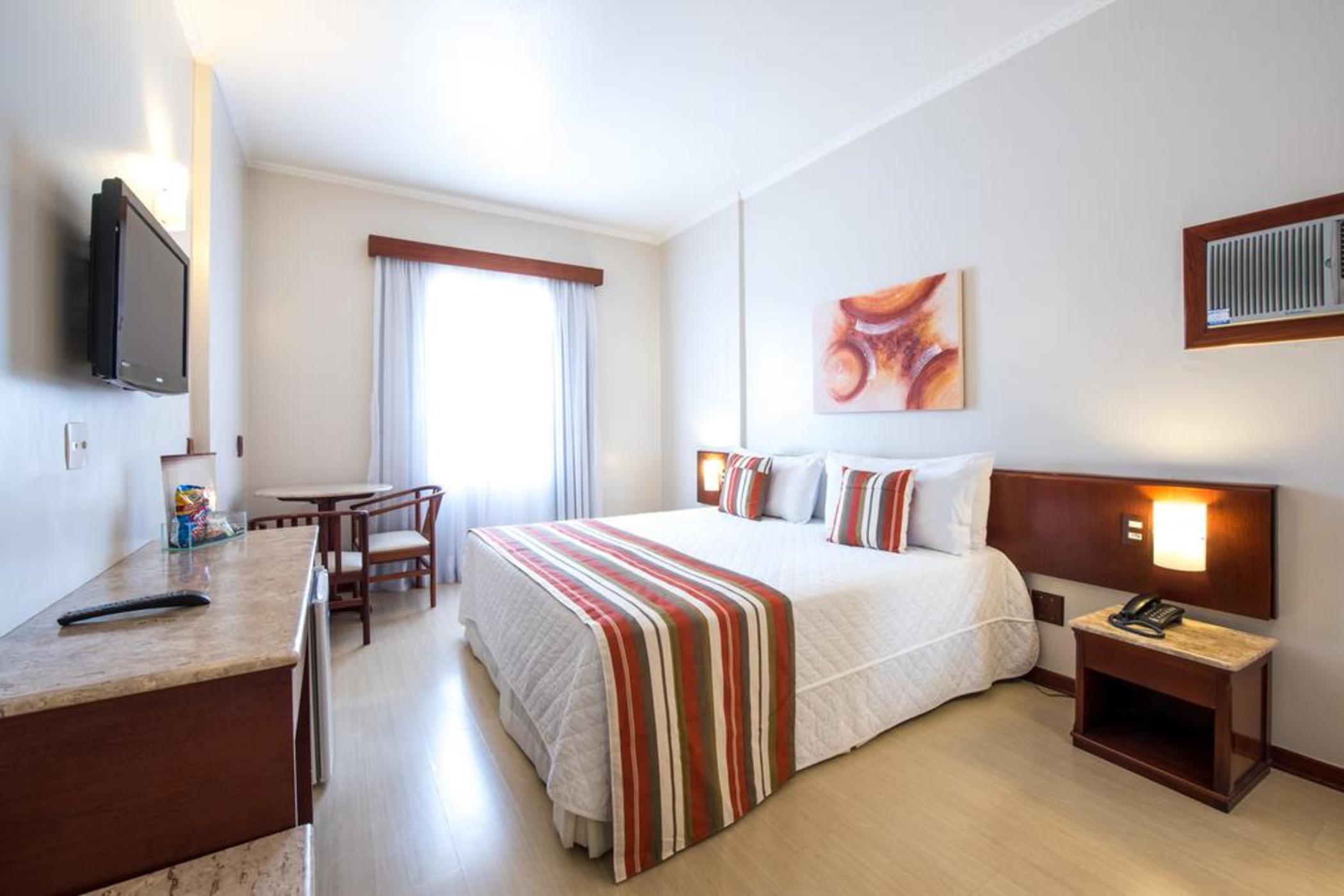 Hotel Carlton Plaza Poços de Caldas Εξωτερικό φωτογραφία