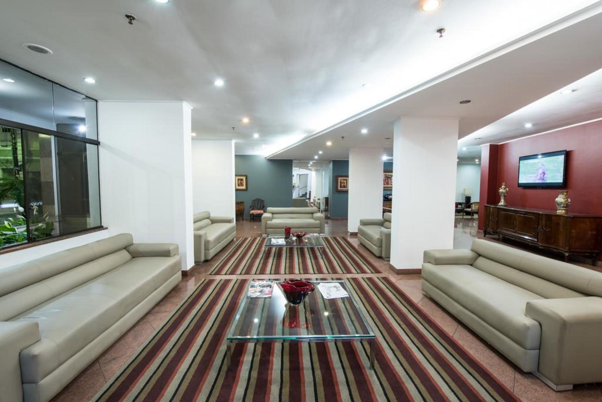 Hotel Carlton Plaza Poços de Caldas Εξωτερικό φωτογραφία
