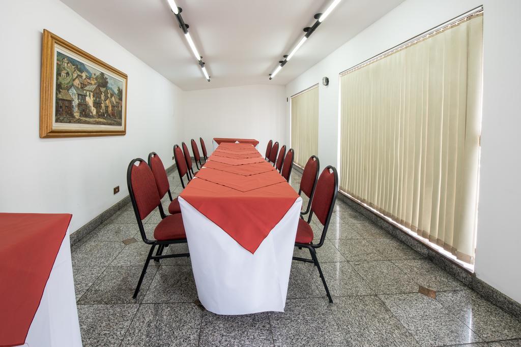Hotel Carlton Plaza Poços de Caldas Εξωτερικό φωτογραφία