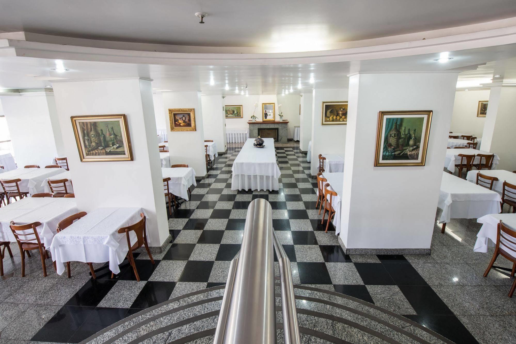 Hotel Carlton Plaza Poços de Caldas Εξωτερικό φωτογραφία