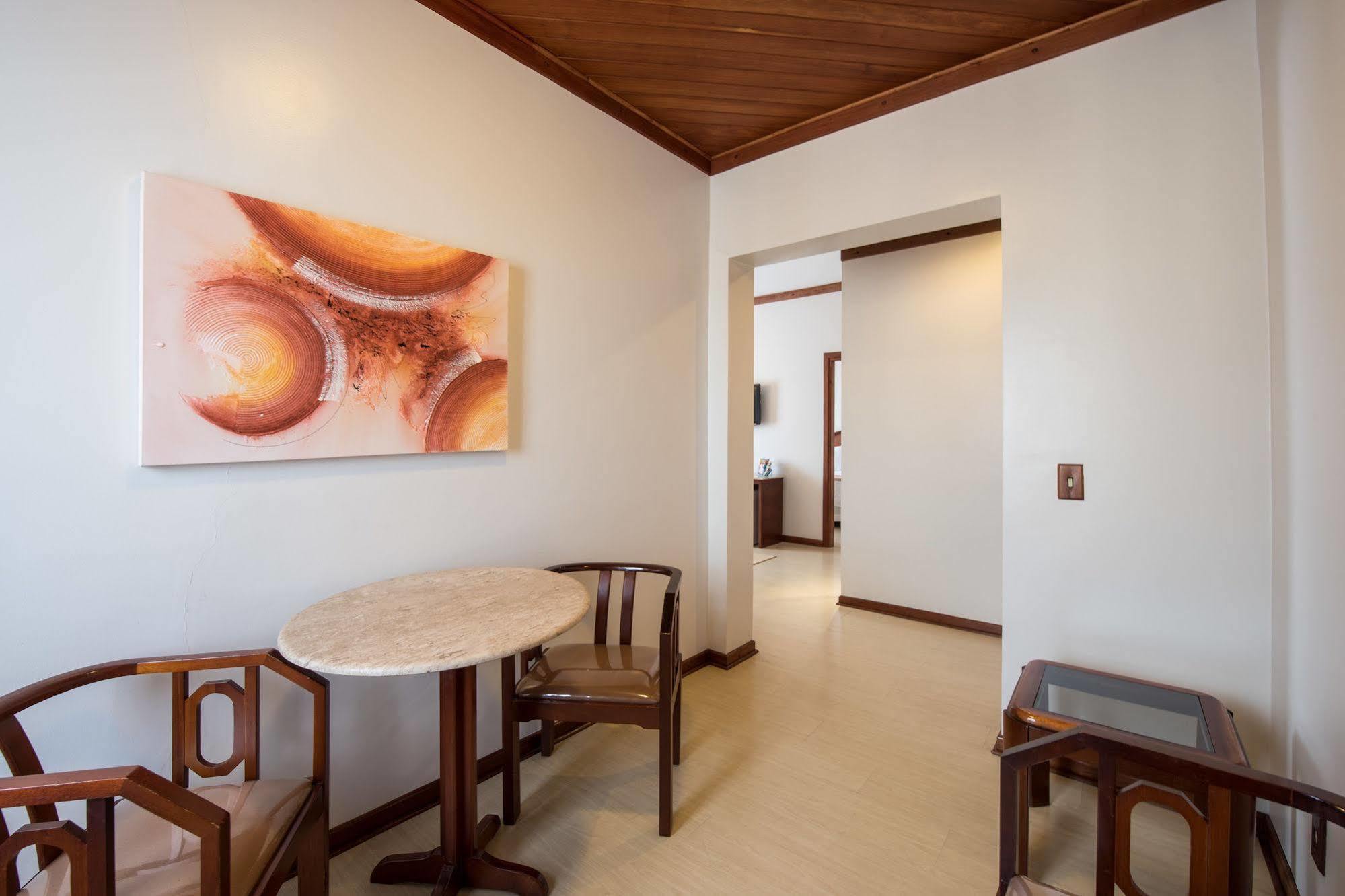 Hotel Carlton Plaza Poços de Caldas Εξωτερικό φωτογραφία